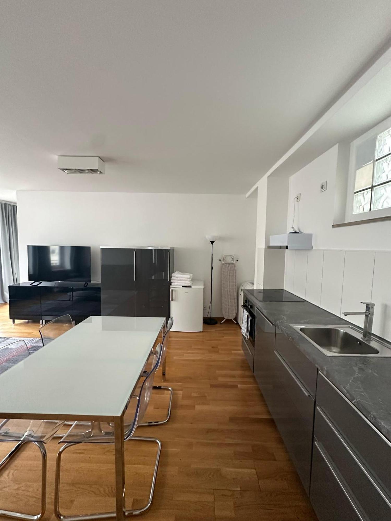Al Nafurah Apartments ミュンヘン エクステリア 写真