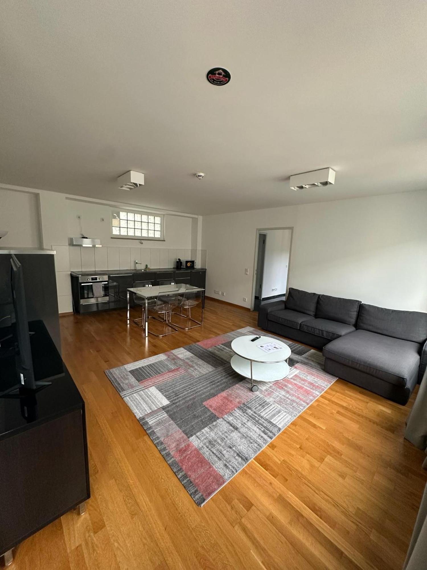 Al Nafurah Apartments ミュンヘン エクステリア 写真