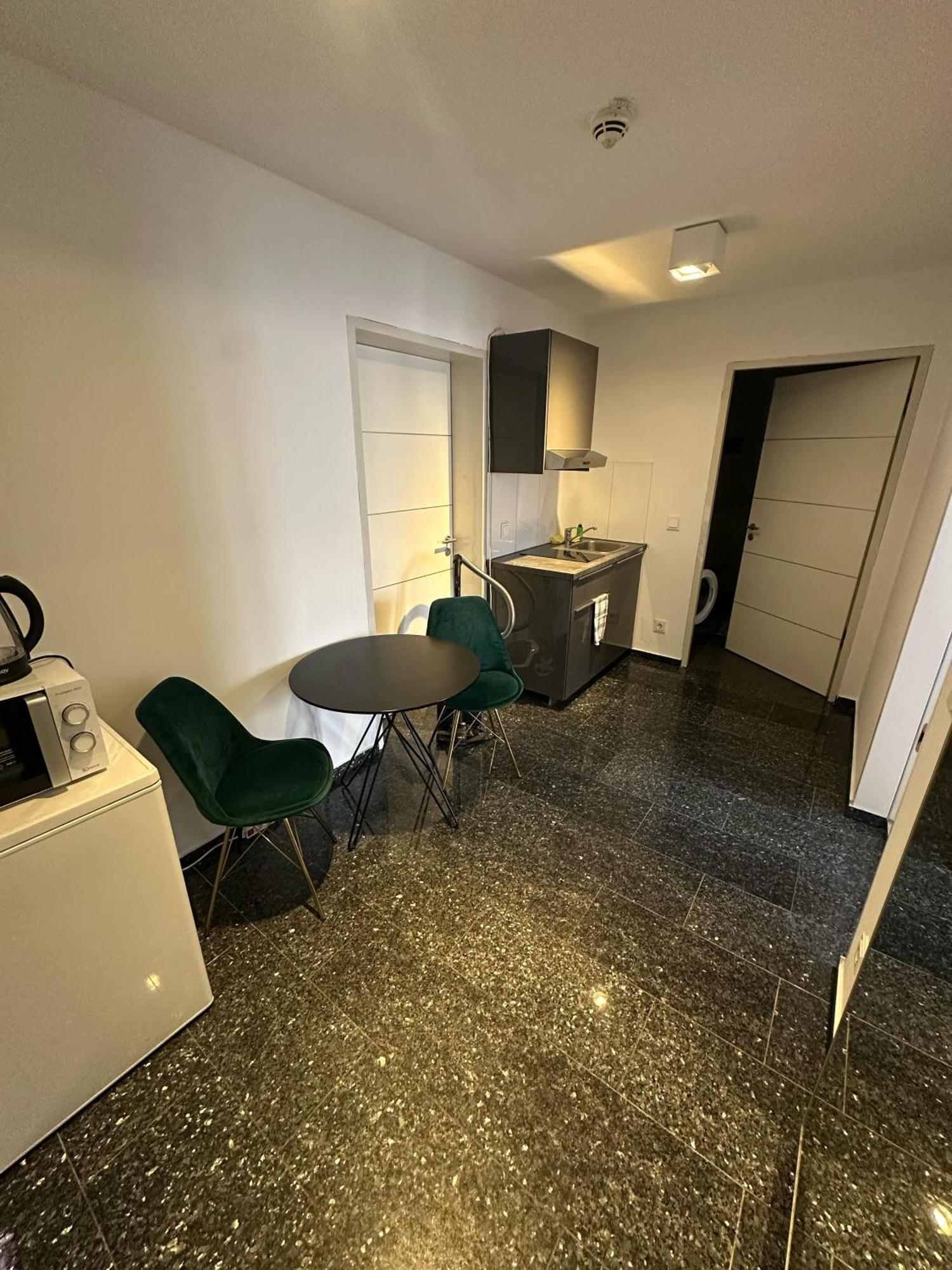 Al Nafurah Apartments ミュンヘン エクステリア 写真