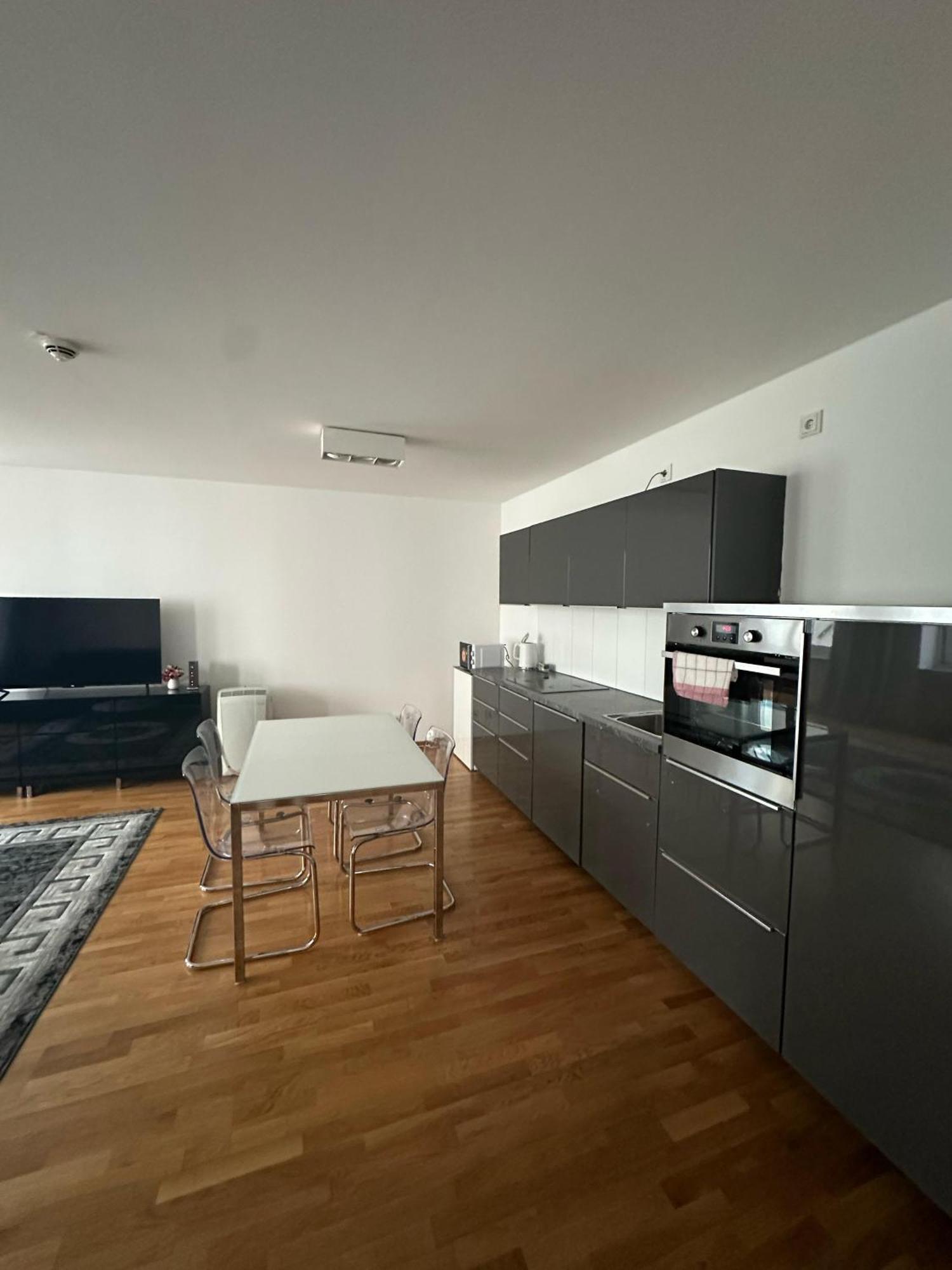 Al Nafurah Apartments ミュンヘン エクステリア 写真