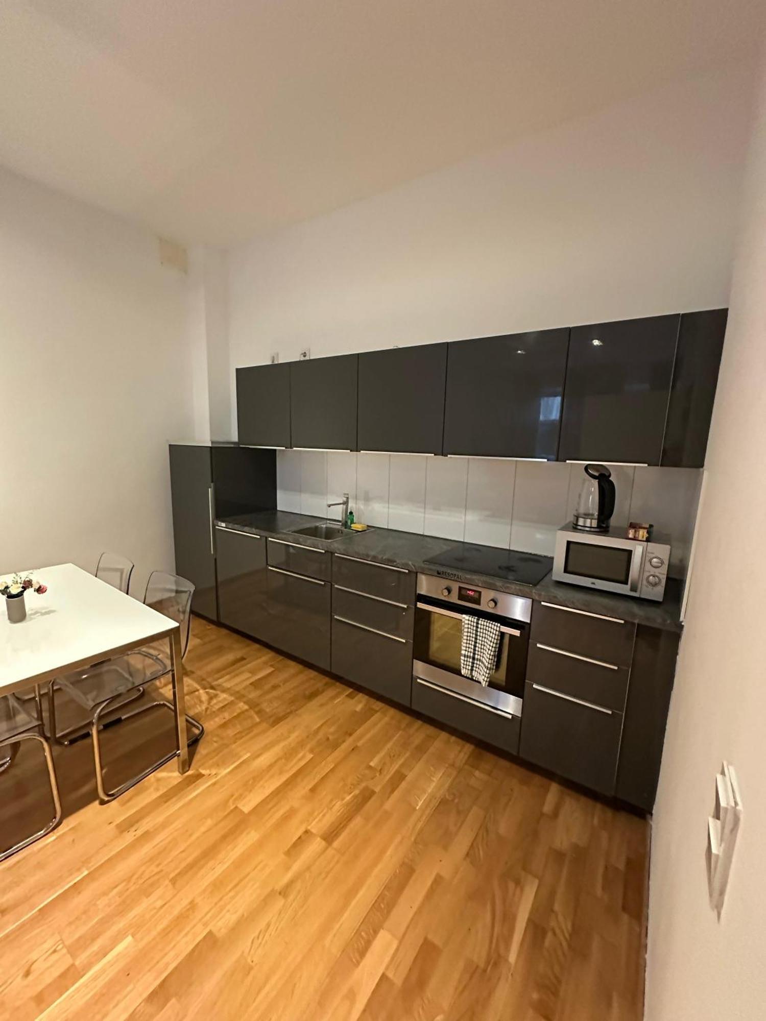 Al Nafurah Apartments ミュンヘン エクステリア 写真